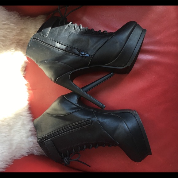 5in lace up pumps with side zipper - Picture 2 of 3